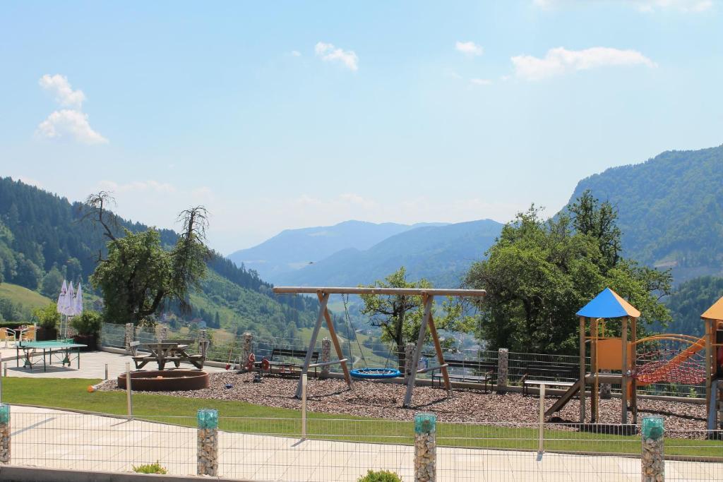 Panoramadorf Saualpe Hotell Eberstein Eksteriør bilde